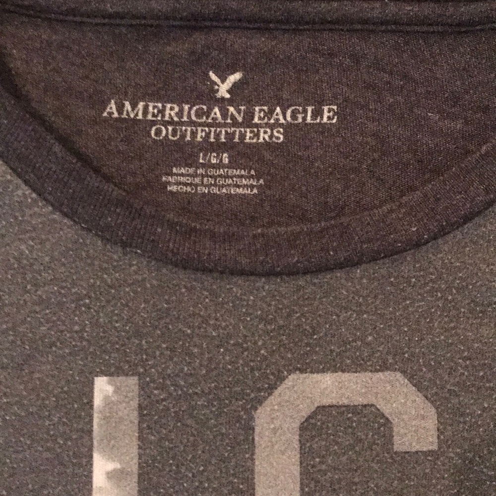 Graphic tee - Picture 3 of 3